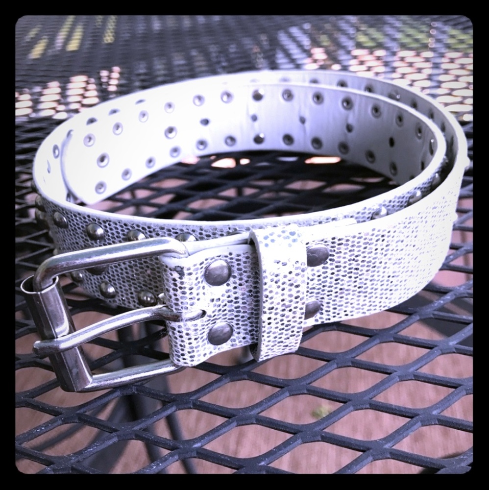 Girls Silver Studded Target belt size M